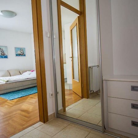Apartment Luka Загреб Екстериор снимка