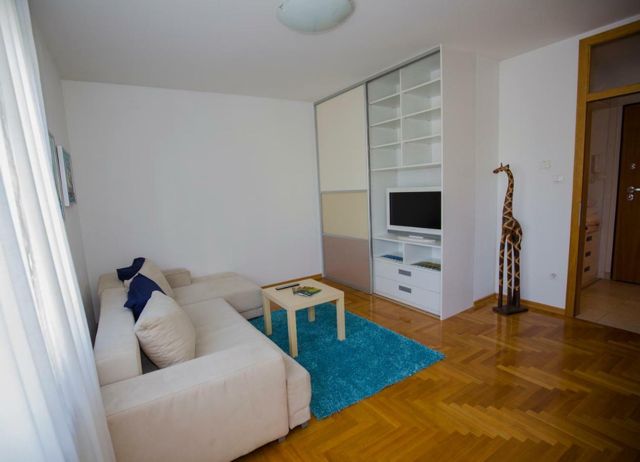 Apartment Luka Загреб Екстериор снимка