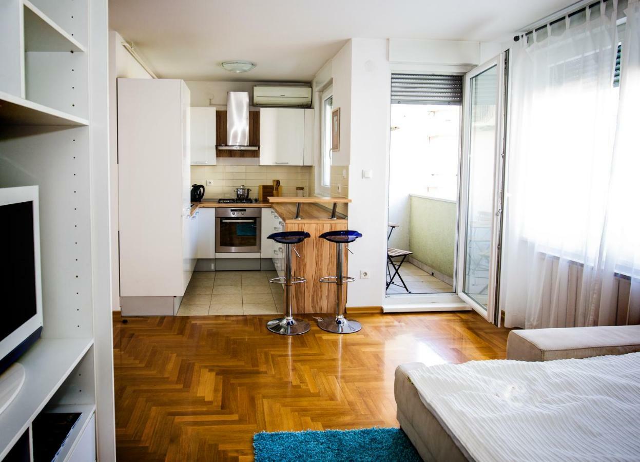 Apartment Luka Загреб Екстериор снимка
