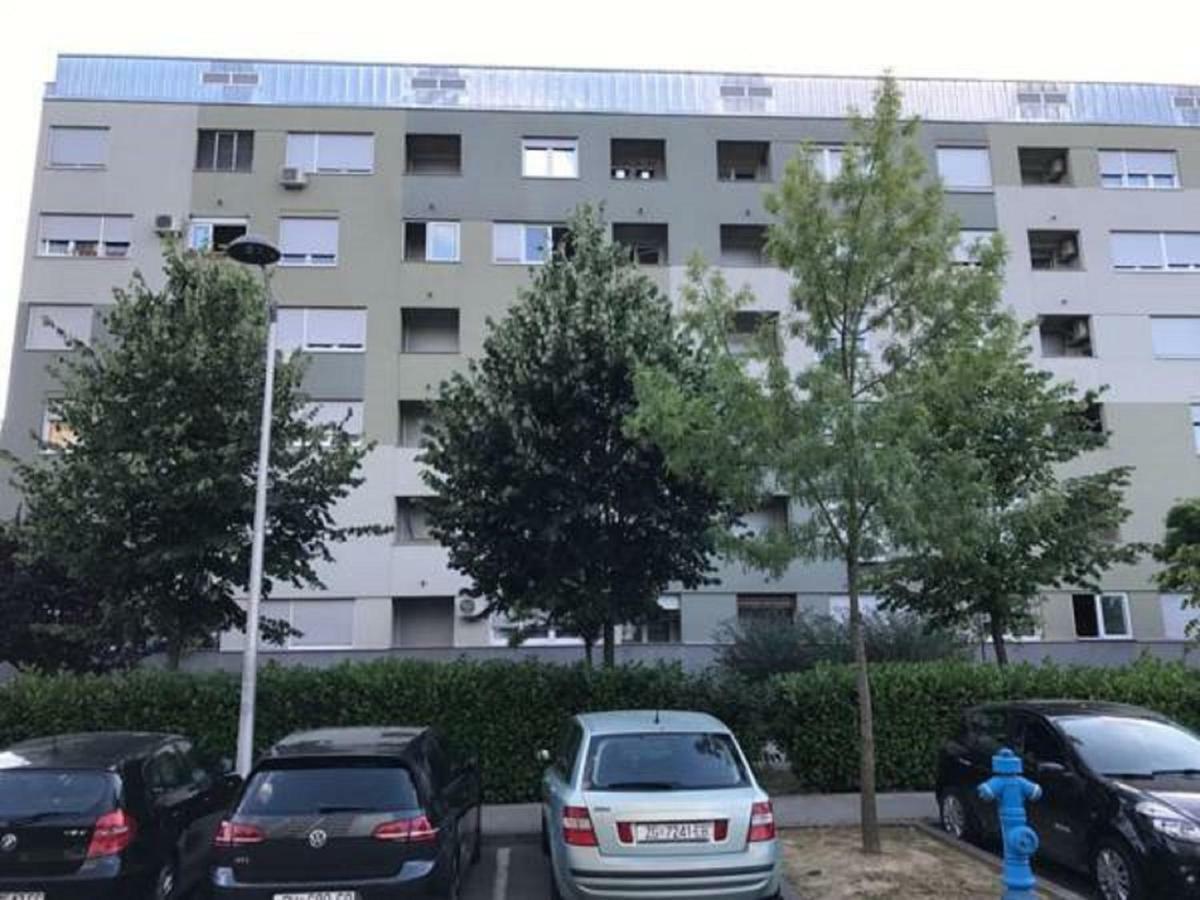 Apartment Luka Загреб Екстериор снимка